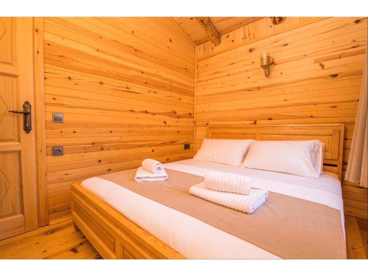 Doganin Ruhu Hotel & Bungalow Kaş Exteriör bild