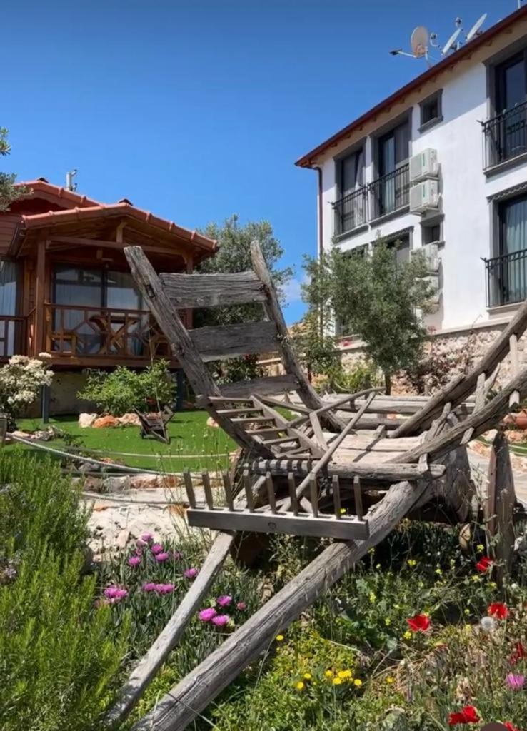 Doganin Ruhu Hotel & Bungalow Kaş Exteriör bild