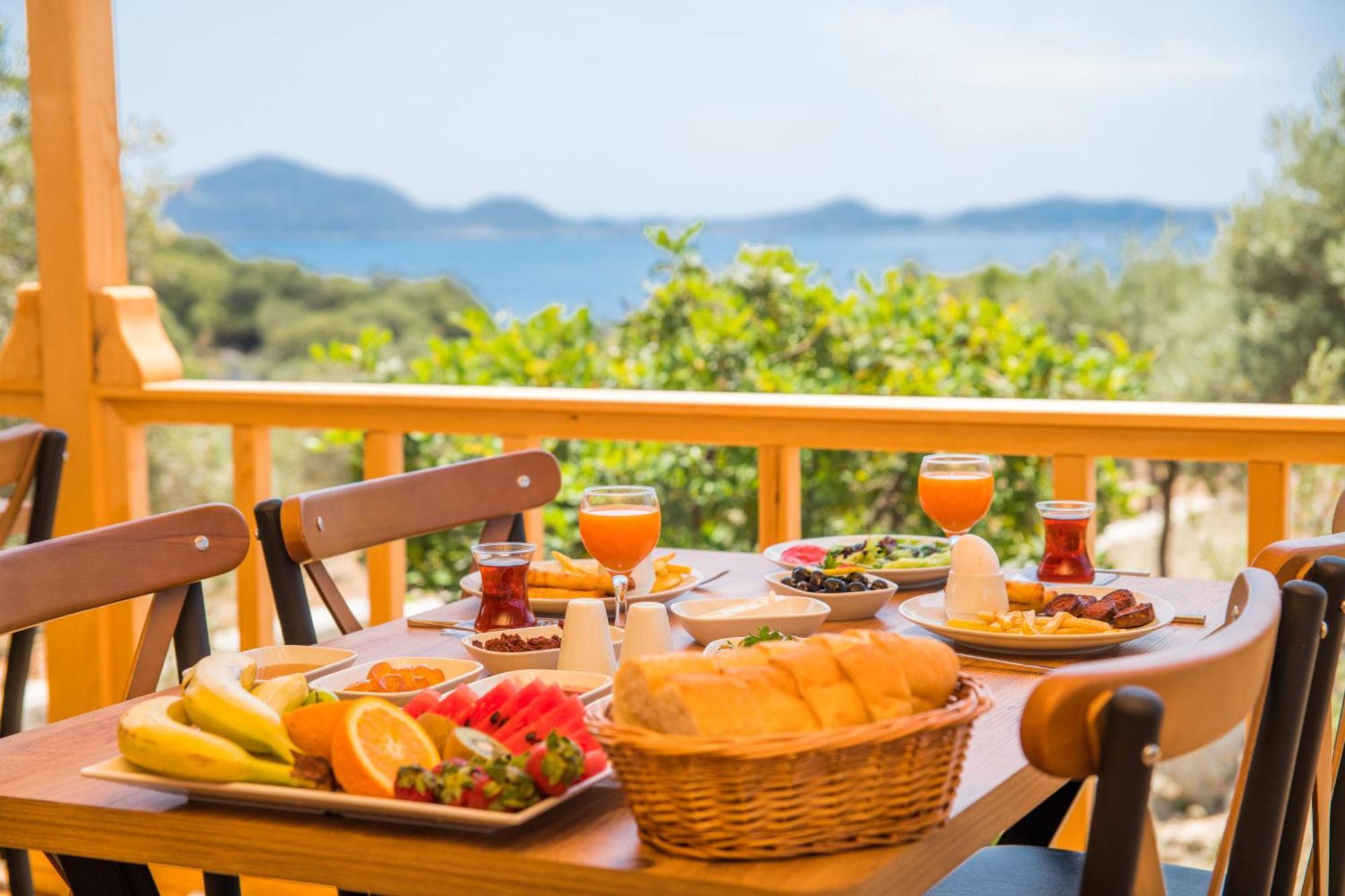 Doganin Ruhu Hotel & Bungalow Kaş Exteriör bild
